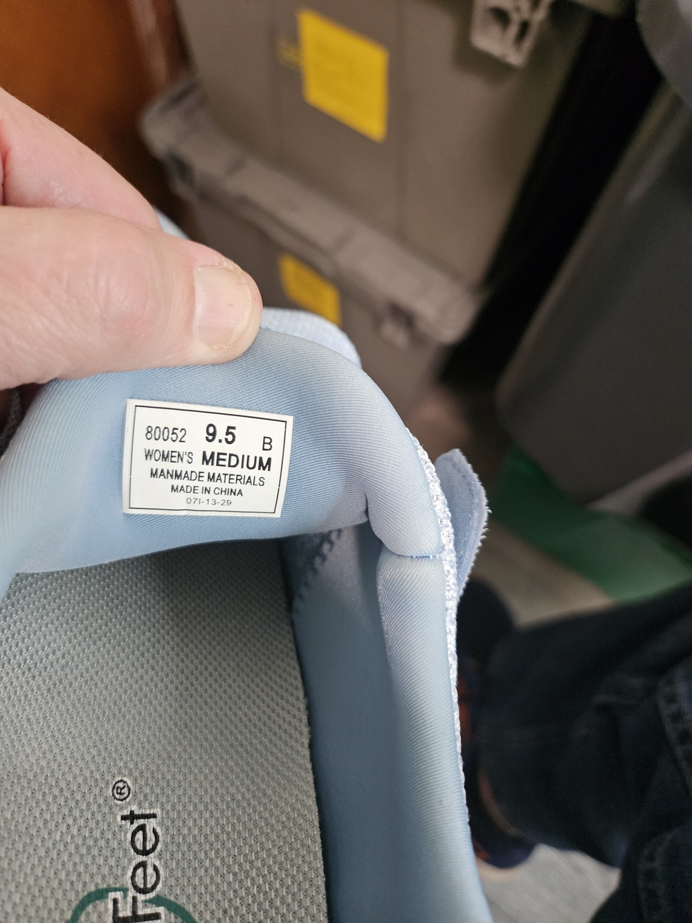 SALE!! Orthofeet Naya Hands Free Light Blue Slip-On Sneakers w/Hook & Loop Strap - Picture 7 of 11